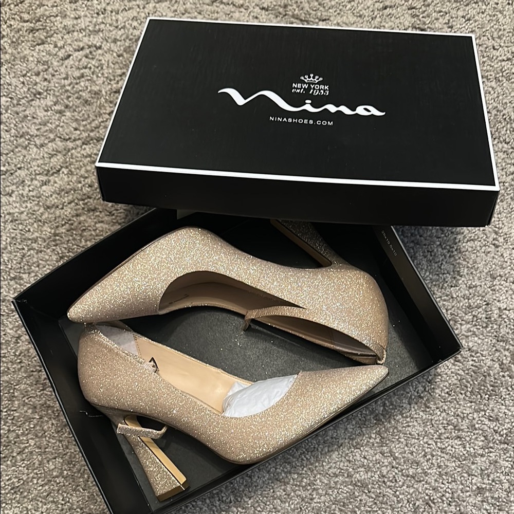 Nina Gold Stiletto Heels Elegant Design